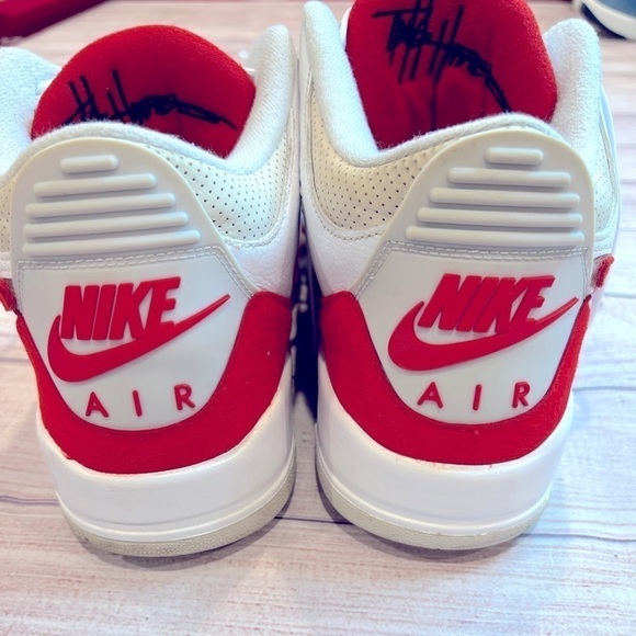 Nike Air Jordan 3 Retro TH Tinker Hatfield Size 11 CJ0939-100 White Red No box - Picture 4 of 6